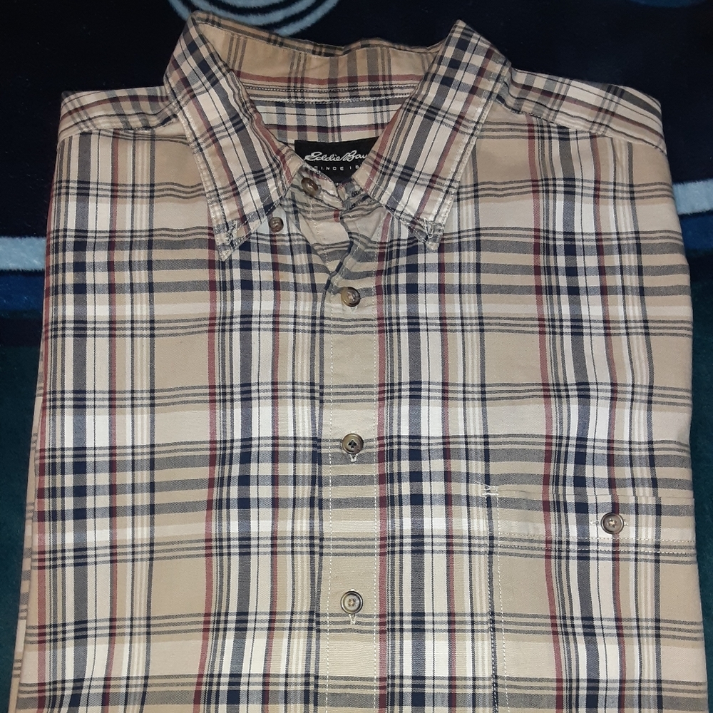 Eddie Bauer mens plaid Button shirt